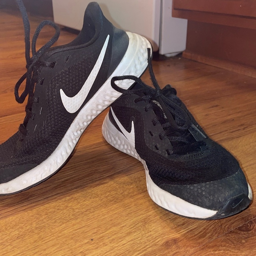 Nike Sneakers, Youth